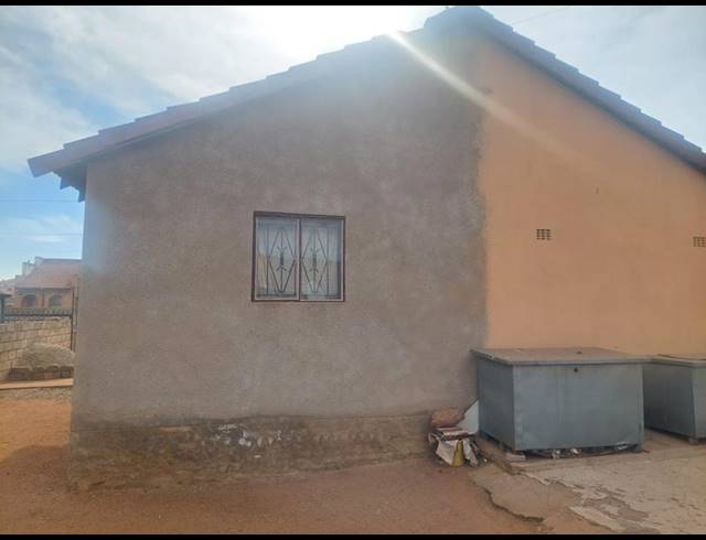 2 BEDROOM HOUSE FOR SALE IN MOHLAKENG